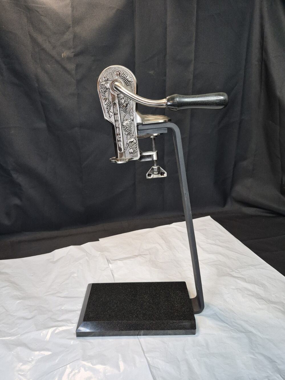 Frontgate Legacy Wine Opener Tabletop Granite Base Clean And Ready..